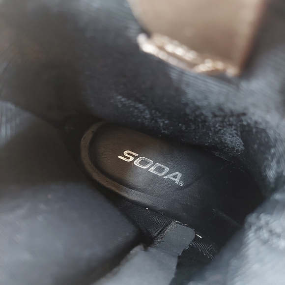 SODA Side Zip Embroidered Western Boots Size 7 - Picture 4 of 8